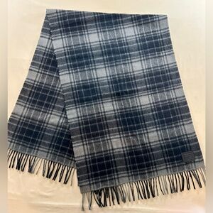 Extra Large Scarf Wool Blend (No Tags) Gray/Black 24x72 Plaid Unisex unbranded